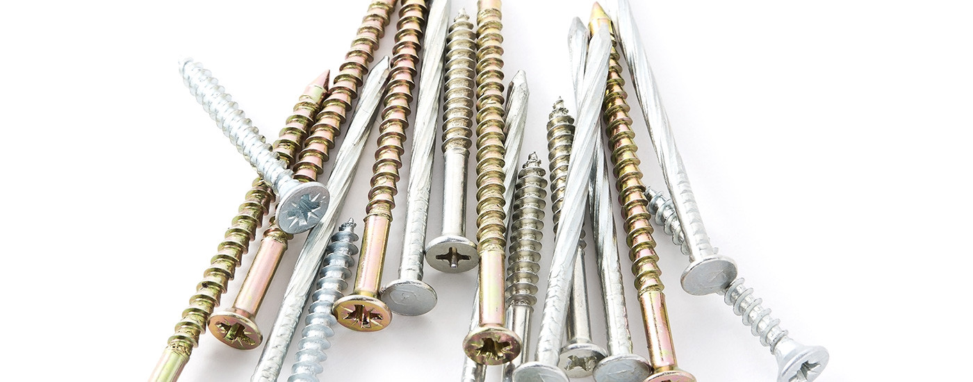 nails-vs-screws-1400x550.jpg