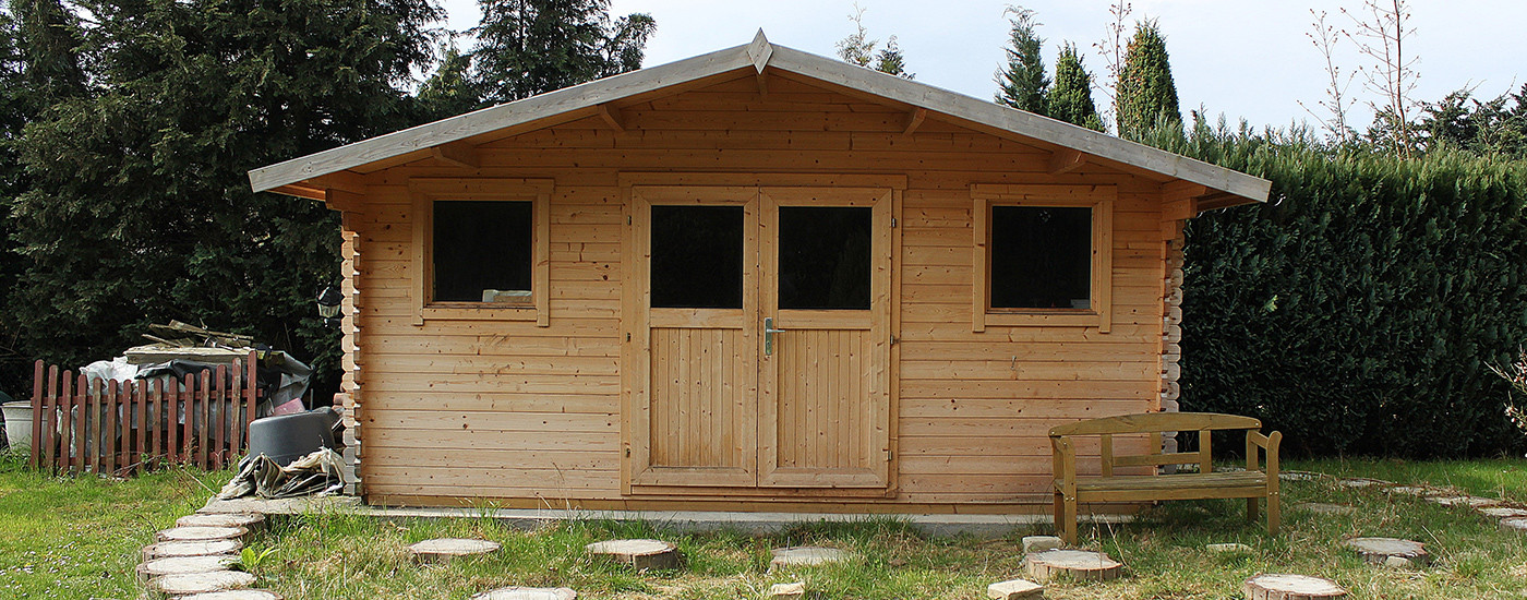timber-sheds-a-buying-guide-1400x550.jpg