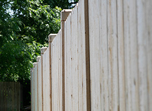 The-pros-and-cons-of-timber-fencing-300x220.jpg