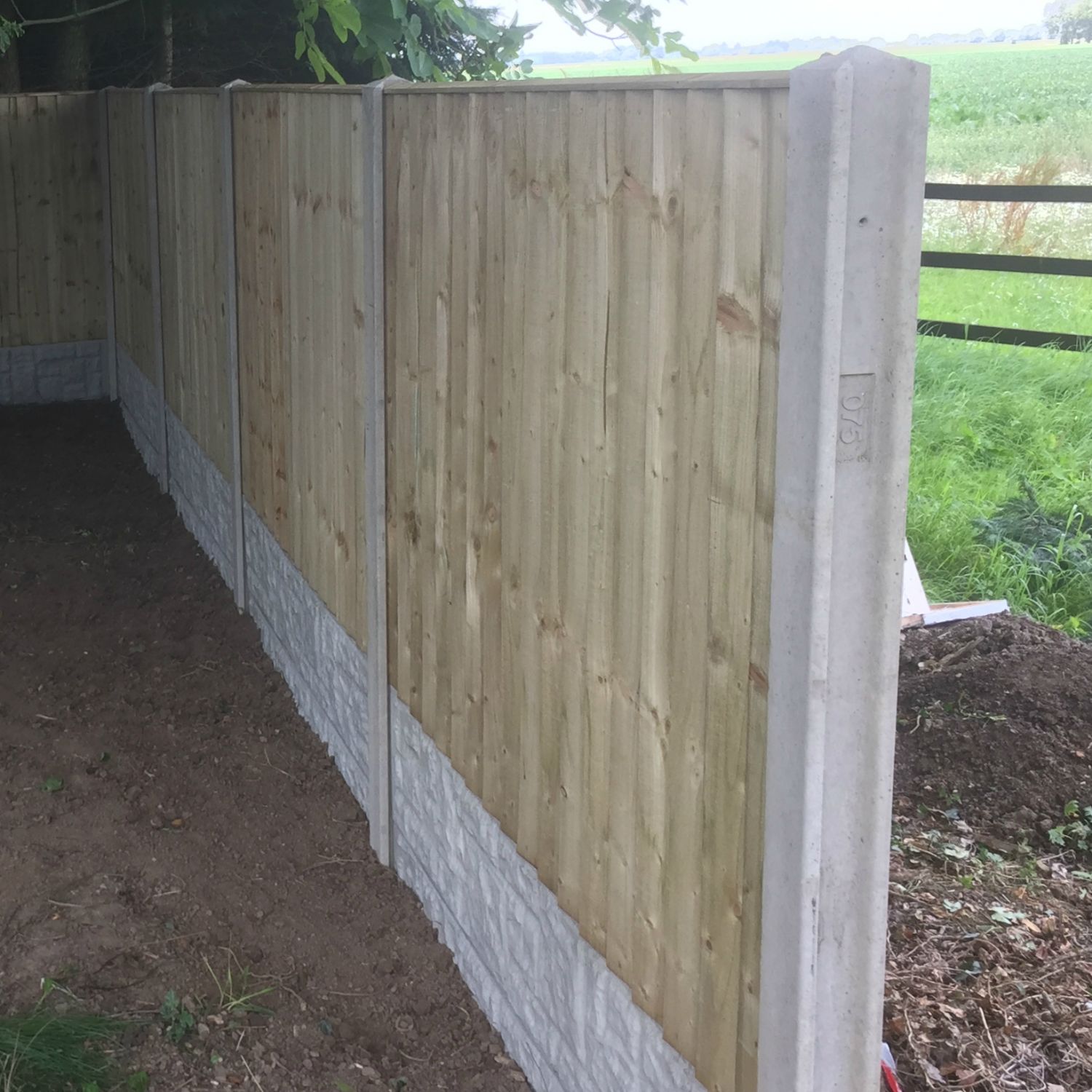 Concrete Fencing Rock Faced Gravel Board Free Delivery 