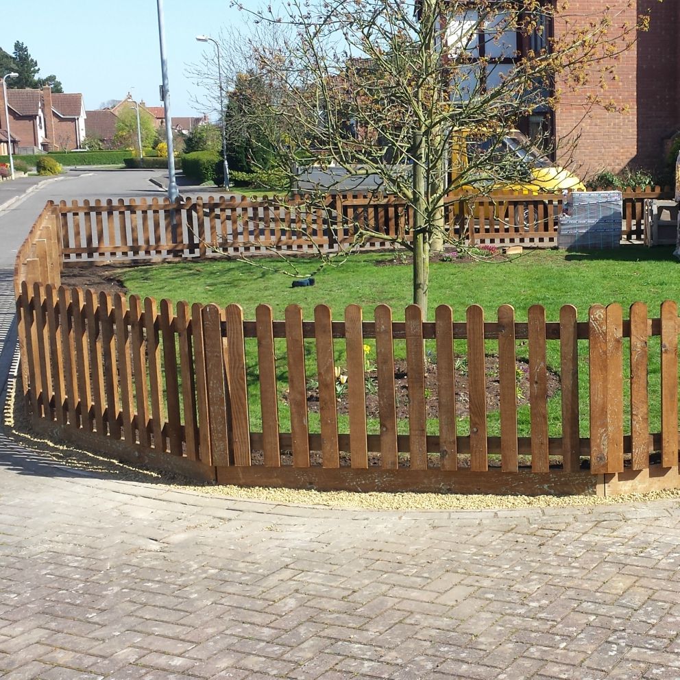 30 ROUND TOP PICKET GARDEN FENCE PALES 900mm RIBBED TREATED SPECIAL EFFECT 